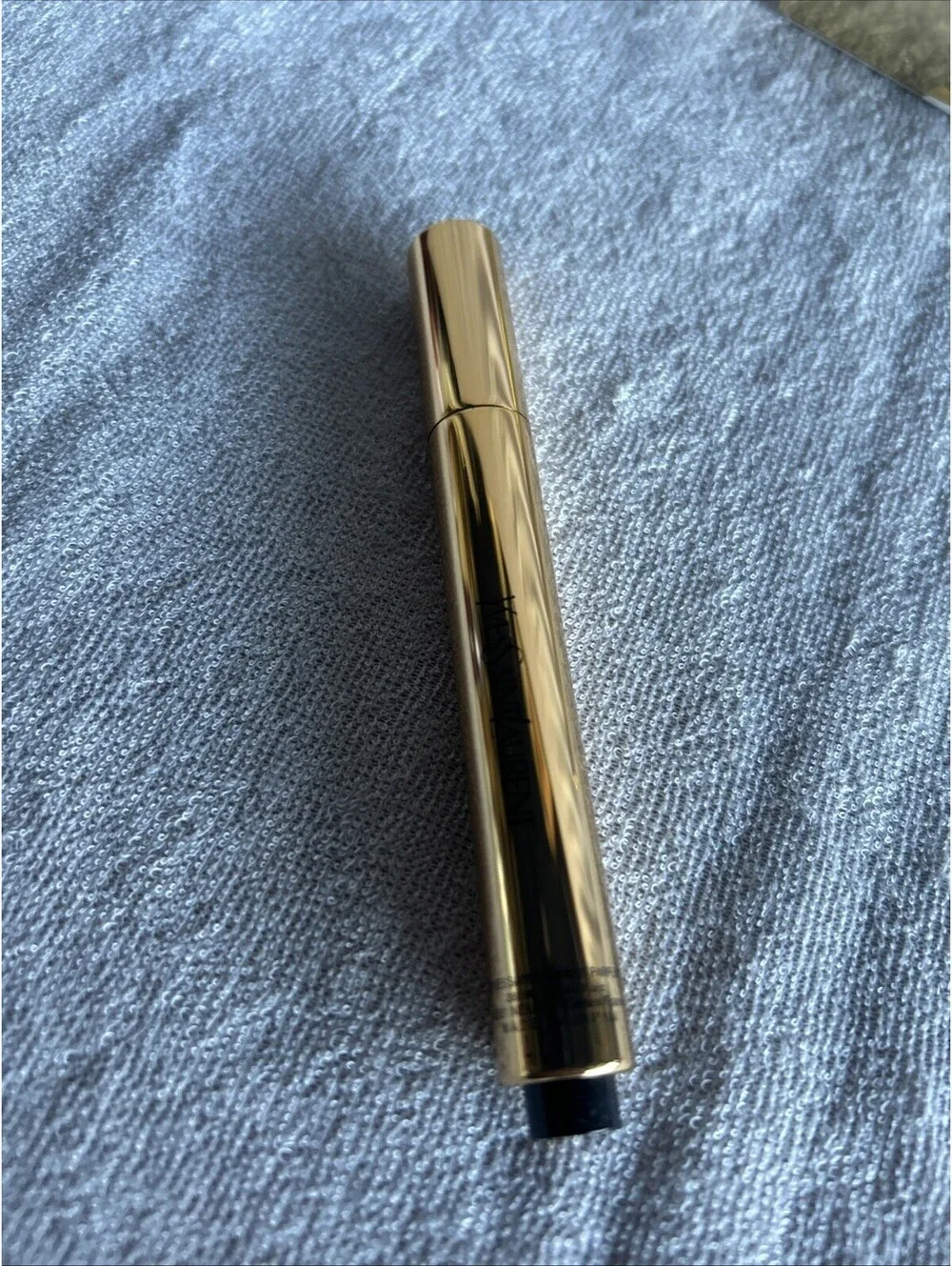 Yves Saint Laurent Radiant Touch Eclat Concealer - 0.1 fl oz (YSL-TOU-C-001)